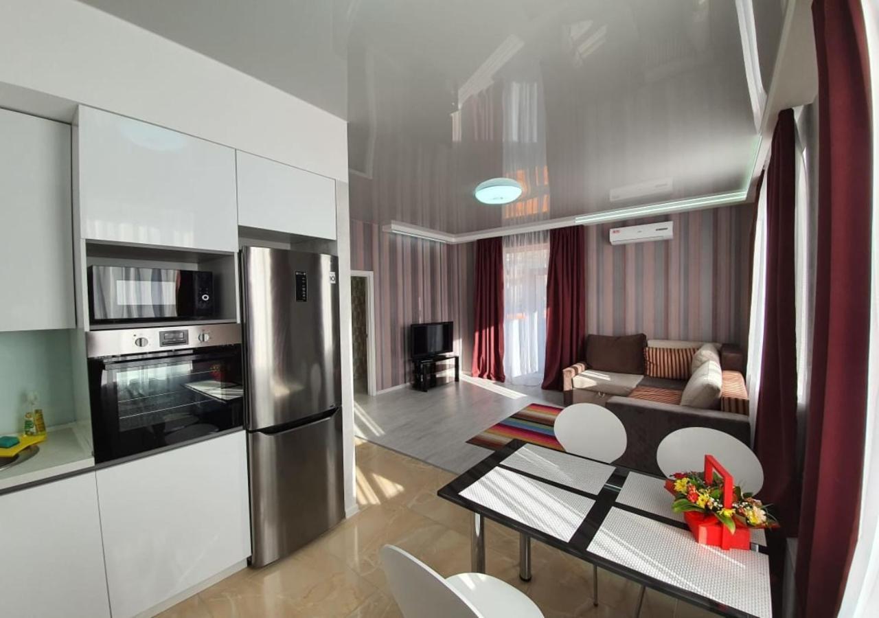 Lux New Apartment 2019 Charkiw Exterior foto
